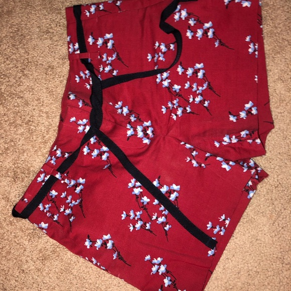 LOFT Red Cherry Blossom Shorts - Picture 6 of 6